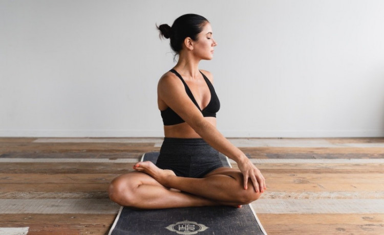 12 steps to master yoga at home